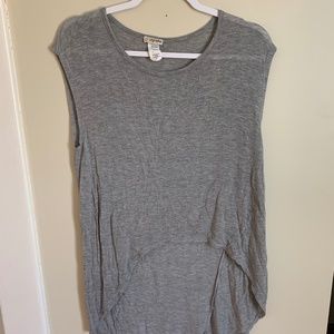 Lily White Gray Short Sleeve Tank (S)